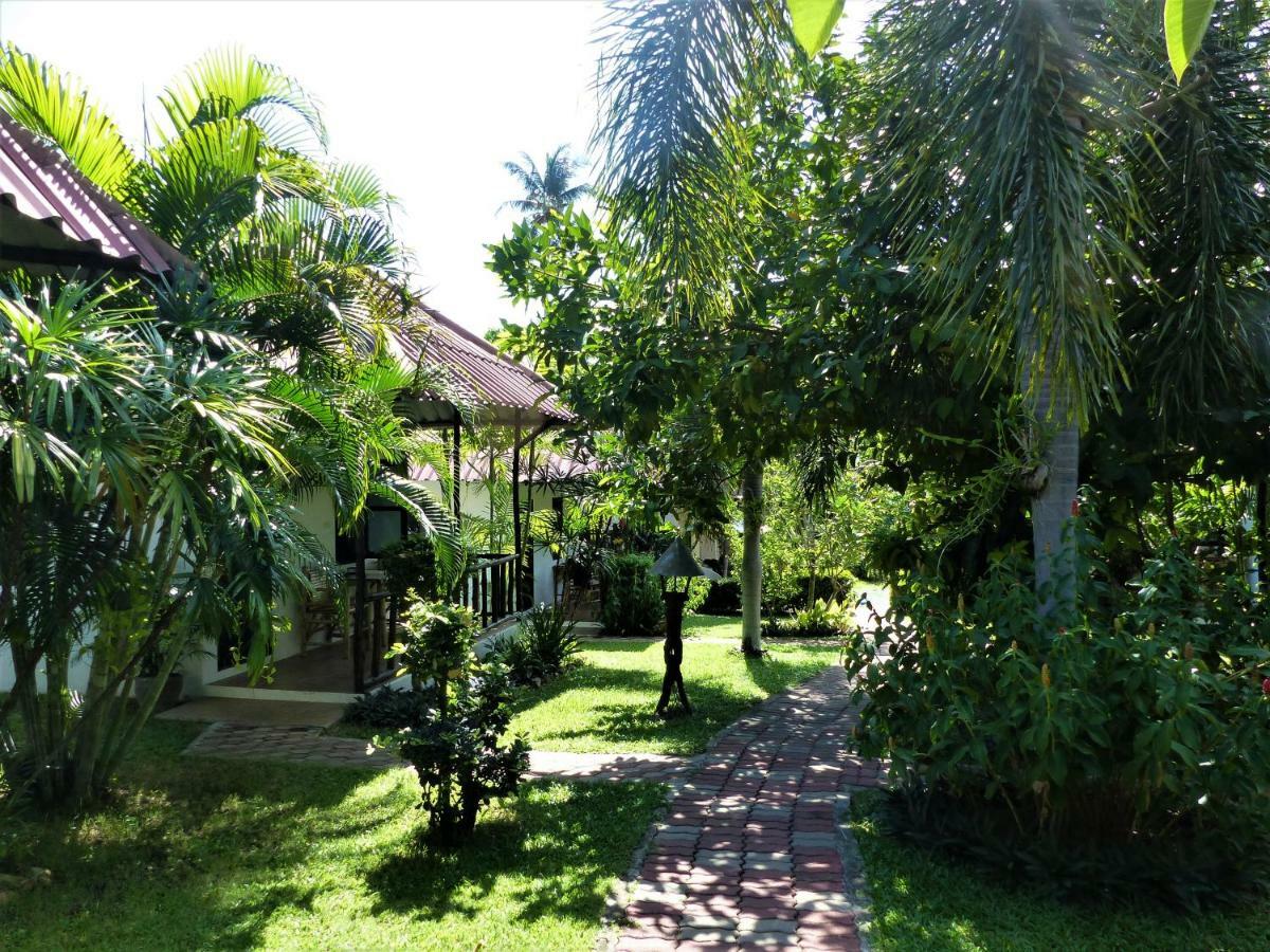 Bee Nat Garden Resort Bang Rak Beach  Eksteriør bilde